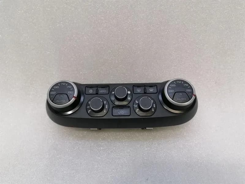 FERRARI Ferrari California T F149 Climate Control 3057600 FAULTY Climate Control Panel A/C