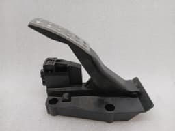 FERRARI Ferrari F8 F142MFL Throttle Pedal (Electrical) 243117 Throttle Pedal — thumbnail 4
