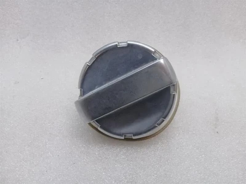 ASTON MARTIN Aston Martin DB9 COUPE fuel filler cap 4G43-9030-AF fuel cap tank flap