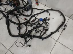 ASTON MARTIN Aston Martin Vanquish AM310 Wiring Loom FD33-14290-AD Wiring Harness ENG BAY — thumbnail 2