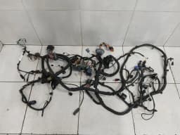 ASTON MARTIN Aston Martin Vanquish AM310 Wiring Loom FD33-14290-AD Wiring Harness ENG BAY — thumbnail 1