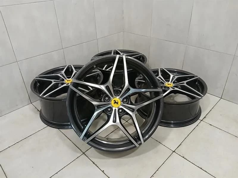 FERRARI Ferrari California T F149 Alloy Wheel 303333 SET Forged, Diamond Cut Rim