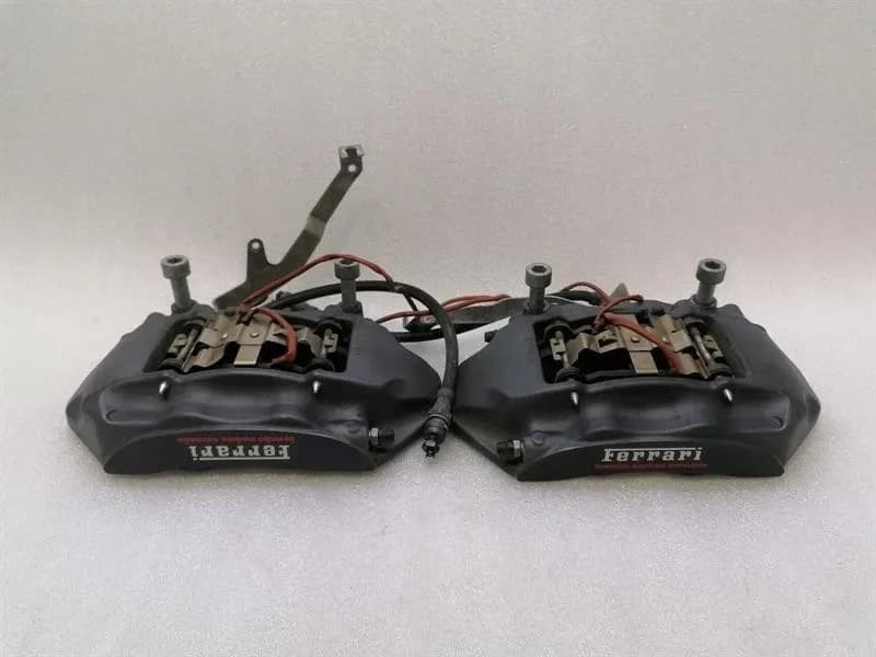 FERRARI Ferrari California T F149 14-17 brake caliper 311667 rear set brake caliper