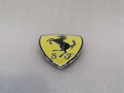FERRARI FERRARI 458 F142 SPIDER 82746100 SQUADRA CORSE SHIELD BADGE -SHIELD BADGE- LOGO — thumbnail 3