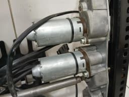 FERRARI Ferrari 360 F131 seats 66327200 RH SEAT GUIDES seats interior seat frame motors — thumbnail 4