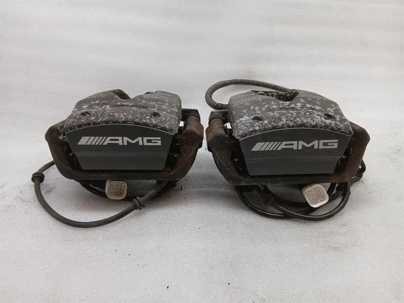MERCEDES-BENZ Mercedes C63 AMG W205 Rear Brake Caliper A2314230181 Rear Brake System M177