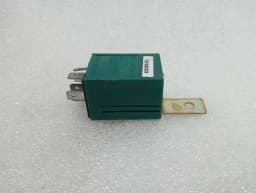 FERRARI Ferrari 360 F131 Relay 170762 Direction and Emergency Light Relay — thumbnail 1