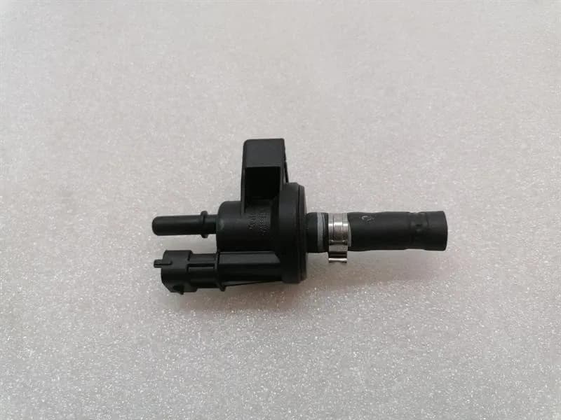 FERRARI Ferrari 458 F142 Spider Valve 254425 Valve FLUSH VALVE EVAP