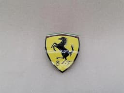 FERRARI FERRARI 458 F142 SPIDER 82746100 SQUADRA CORSE SHIELD BADGE -SHIELD BADGE- LOGO — thumbnail 1