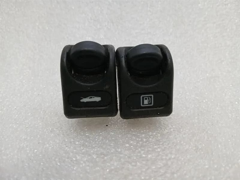 FERRARI Ferrari 360 F131 Switch 180666 Fuel / Hood Switch