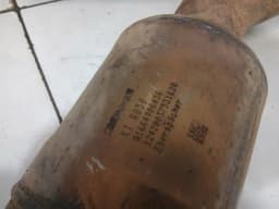 MERCEDES-BENZ MERCEDES GLE63 AMG M157 W292 AMG Catalytic Converter Set A1664906336 A1664906236 — thumbnail 4