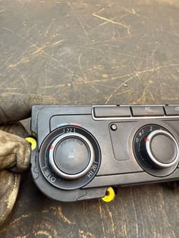 VW 7E5907047R Heater control panel VW TRANSPORTER T5 / MULTIVAN (7H, 7E, 7J) (2003-2015) — thumbnail 4