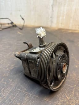 VOLVO 36051722 Power steering pump VOLVO S80 II (AS) (2006-2016) — thumbnail 2