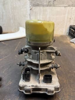 VOLVO 31387595 Power steering pump VOLVO V70 III (BW) (2007-2016) — thumbnail 2