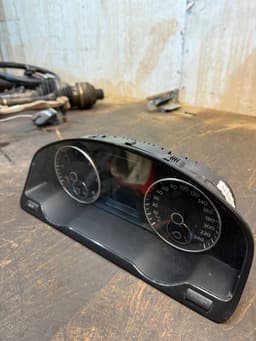 VW 7E0920870G Instrument Cluster VW TRANSPORTER T5 / MULTIVAN (7H, 7E, 7J) (2003-2015) — thumbnail 2