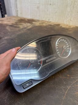 VW 7E0920860A Instrument Cluster VW TRANSPORTER T5 / MULTIVAN (7H, 7E, 7J) (2003-2015) — thumbnail 4