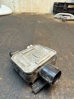 VOLVO 940009402 Radiator Fan Relay / Control unit VOLVO V70 III (BW) (2007-2016) — thumbnail 3