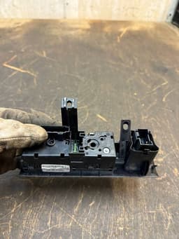 VW 7H0919158 7H0919158L9 7H0919158L9B9 Rear AC heater control panel VW TRANSPORTER T5 / MULTIVAN (7H, 7E, 7J) (2003-2015) — thumbnail 7