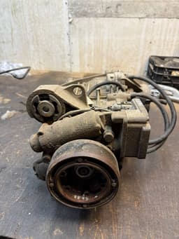 VW 09N525010 09N525010C Rear axle differential VW TRANSPORTER T5 / MULTIVAN (7H, 7E, 7J) (2003-2015) — thumbnail 2