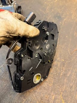 VW 7E0827201D Rear Panel Door Lock Left VW TRANSPORTER T5 / MULTIVAN (7H, 7E, 7J) (2003-2015) — thumbnail 8