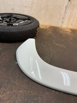VOLVO Bootlid / tailgate spoiler VOLVO V70 III (BW) (2007-2016) — thumbnail 2