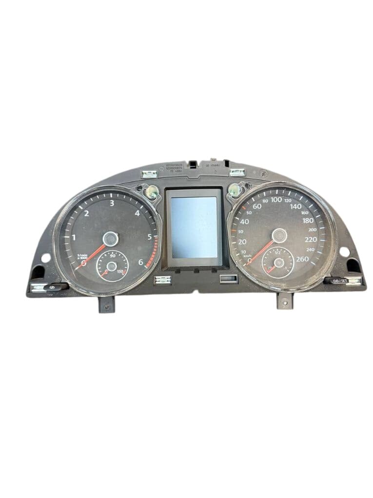 VW 3AA920880C Instrument Cluster VW PASSAT B7 / ALLTRACK (2010-2015)