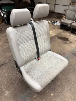 VW Multi Seater Front seat VW TRANSPORTER T5 / MULTIVAN (7H, 7E, 7J) (2003-2015) — thumbnail 3