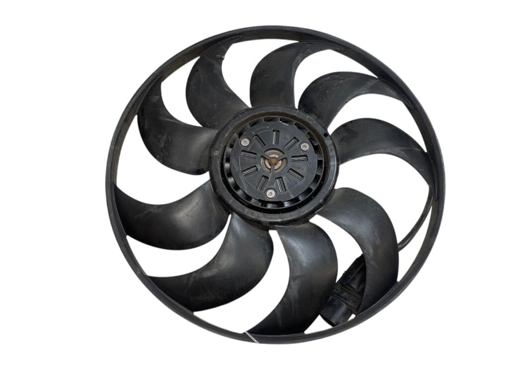 BMW 17428686164 8686164 Radiator Fan Electric BMW 5 (G30, G31) (2016-2024)