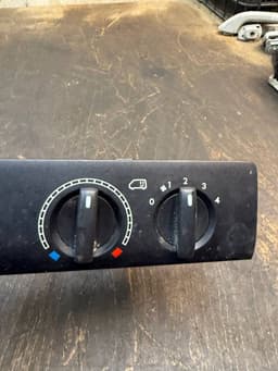 VW Rear AC heater control panel VW TRANSPORTER T5 / MULTIVAN (7H, 7E, 7J) (2003-2015) — thumbnail 5