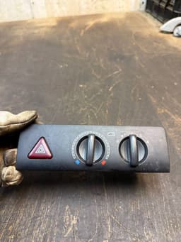 VW Rear AC heater control panel VW TRANSPORTER T5 / MULTIVAN (7H, 7E, 7J) (2003-2015) — thumbnail 4