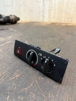 VW Rear AC heater control panel VW TRANSPORTER T5 / MULTIVAN (7H, 7E, 7J) (2003-2015) — thumbnail 2