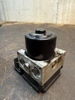 VW 7E0614517A 7E0907379E ABS hydraulic unit / pump VW TRANSPORTER T5 / MULTIVAN (7H, 7E, 7J) (2003-2015) — thumbnail 3
