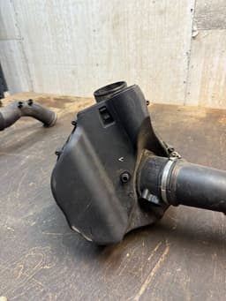 AUDI 4H0133823J Air Cleaner (filter box) AUDI A8 (4H) (2009-2017) — thumbnail 4