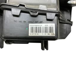 PEUGEOT 9809778180 AdBlue tank PEUGEOT 5008 II (P87) (2016-) — thumbnail 3