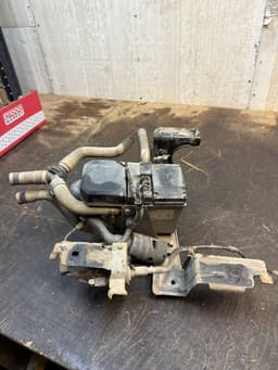 VW Auxiliary / pakring heater (webasto) VW TRANSPORTER T5 / MULTIVAN (7H, 7E, 7J) (2003-2015) — thumbnail 2