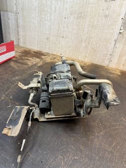 VW Auxiliary / pakring heater (webasto) VW TRANSPORTER T5 / MULTIVAN (7H, 7E, 7J) (2003-2015) — thumbnail 4