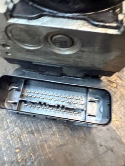 VOLVO 31400543 P31400543 31329139 ABS hydraulic unit / pump VOLVO V70 III (BW) (2007-2016) — thumbnail 6