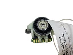 BMW 9373513013 9373513015 9373513023 AdBlue Pump BMW 5 (G30, G31) (2016-2024) — thumbnail 2