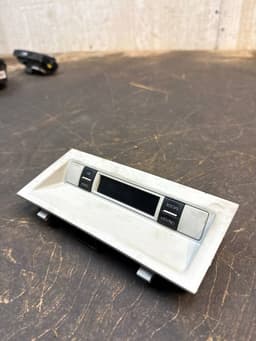 VW 7E5919037E Auxiliary Heater Switch VW TRANSPORTER T5 / MULTIVAN (7H, 7E, 7J) (2003-2015) — thumbnail 2