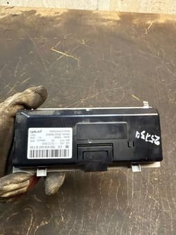 VW 7E5919037E Auxiliary Heater Switch VW TRANSPORTER T5 / MULTIVAN (7H, 7E, 7J) (2003-2015) — thumbnail 7