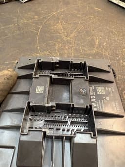 VW 7H0937086B Comfort Module (CCM) VW TRANSPORTER T5 / MULTIVAN (7H, 7E, 7J) (2003-2015) — thumbnail 8