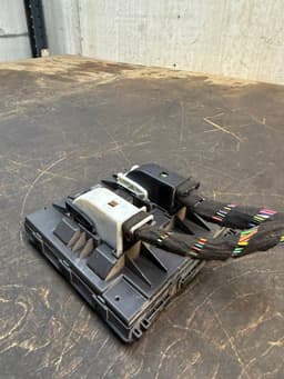 VW 7H0937086B Comfort Module (CCM) VW TRANSPORTER T5 / MULTIVAN (7H, 7E, 7J) (2003-2015) — thumbnail 4