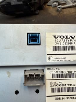 VOLVO 31382906 31382906AC Dash screen VOLVO V70 III (BW) (2007-2016) — thumbnail 10