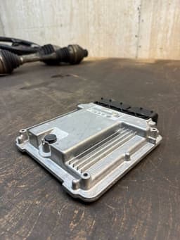 VW 03L907309M 0281017553 Engine Control Unit / module (ECU) VW TRANSPORTER T5 / MULTIVAN (7H, 7E, 7J) (2003-2015) — thumbnail 3