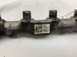 VW 05L130089 Fuel Distributor / fuel rail VW PASSAT B8 (3G) / ALLTRACK (2014-2023) — thumbnail 3