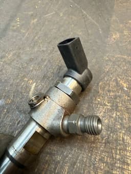 VW A2C9626040080 03L130277S 03L130277SX Fuel Injector VW PASSAT B7 / ALLTRACK (2010-2015) — thumbnail 6