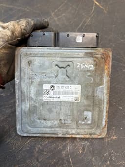 VW 03L907425C Engine Control Unit / module (ECU) VW PASSAT B7 / ALLTRACK (2010-2015) — thumbnail 6
