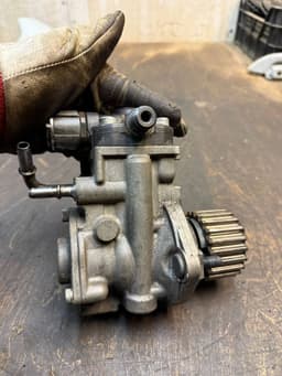 VOLVO VEA132360020AAA 31405129 Fuel injection pump, diesel VOLVO V70 III (BW) (2007-2016) — thumbnail 6