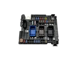 PEUGEOT 9810296180 Fuse box PEUGEOT 5008 II (P87) (2016-) — thumbnail 1