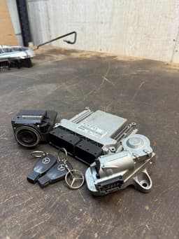 MERCEDES-BENZ 6395450108 A6461532691 6461532691 0281012066 A2034621130 2034621130 Engine Control Unit / module (ECU) MERCEDES-BENZ VITO / VIANO (W639) (2003-2014) — thumbnail 2